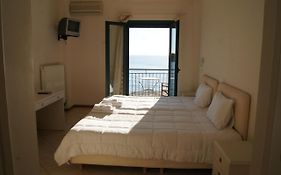 Gorgones, Sea-Front, Great View